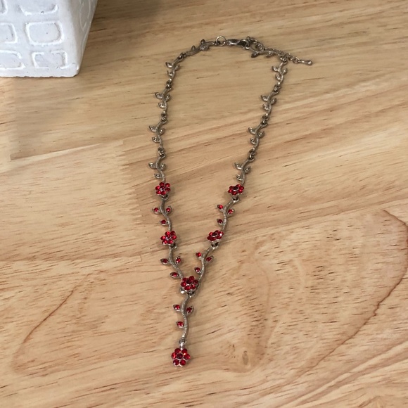 🌸 3/$25 Beautiful Necklace and Earrings Set - Picture 3 of 3